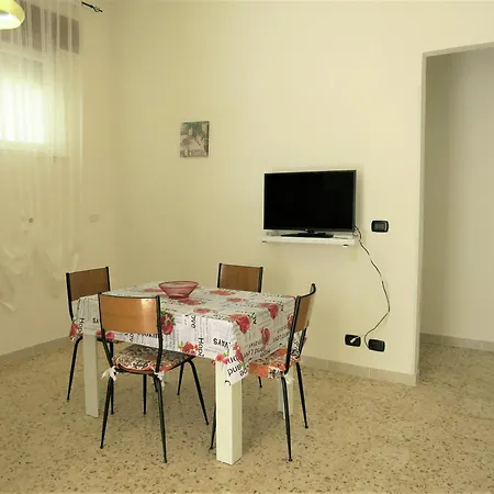 La Taverna 98 * أوترانتو