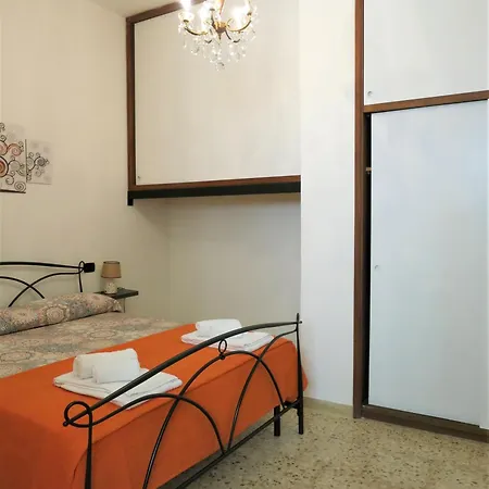 La Taverna 98 شقة